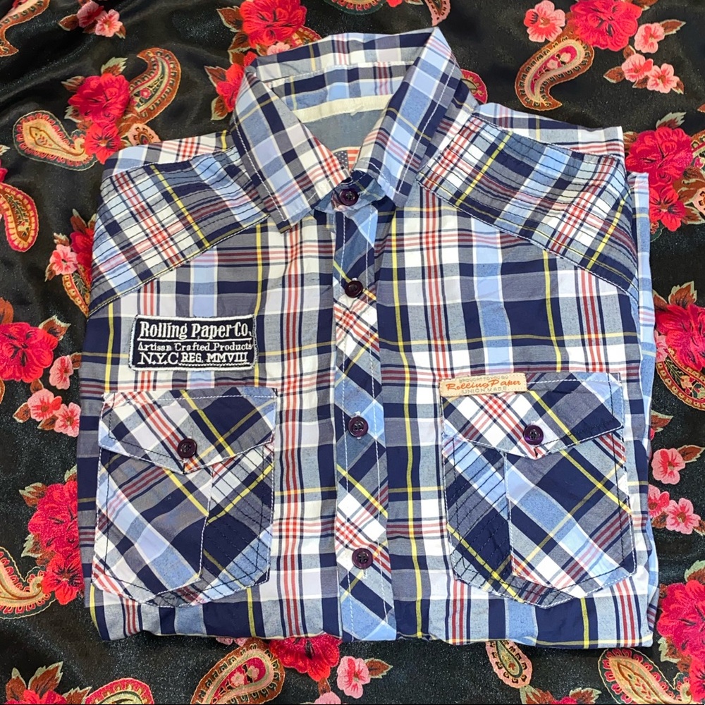 5 for $15 Rolling Paper co plaid button down shirt